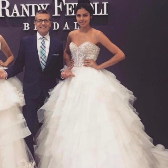 Randy Fenoli Angelina Ball Gown Wedding Dress 10 - Picture 6 of 15